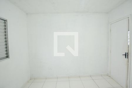 Quarto 1 de casa para alugar com 2 quartos, 50m² em Jardim Lucia, São Paulo