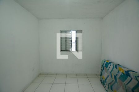 QUARTO 1 de casa para alugar com 2 quartos, 50m² em Jardim Lucia, São Paulo