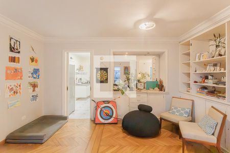 Sala de apartamento à venda com 2 quartos, 90m² em Vila Madalena, São Paulo