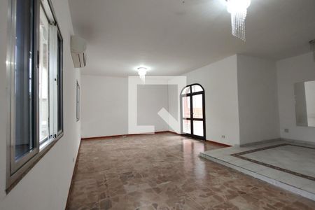 Sala de casa para alugar com 3 quartos, 236m² em Anil, Rio de Janeiro
