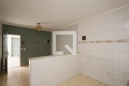 Cozinha  de casa para alugar com 1 quarto, 60m² em Vila Gustavo, São Paulo