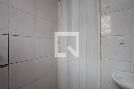 Banheiro de casa para alugar com 1 quarto, 40m² em Vila Gustavo, São Paulo