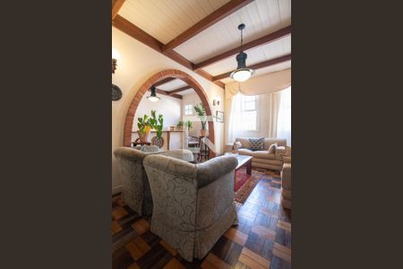 Sala de casa para alugar com 2 quartos, 110m² em Higienópolis, Porto Alegre