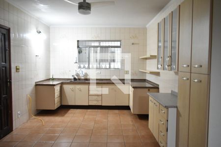 Cozinha de casa à venda com 3 quartos, 150m² em Parque Imperial, São Paulo