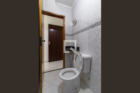 Banheiro Suíte 1 de casa para alugar com 2 quartos, 100m² em Vila Brasil, São Paulo