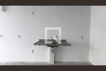Cozinha de kitnet/studio para alugar com 1 quarto, 26m² em Liberdade, São Paulo
