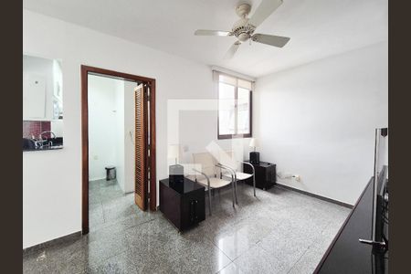 Sala de apartamento para alugar com 2 quartos, 135m² em Moema, São Paulo