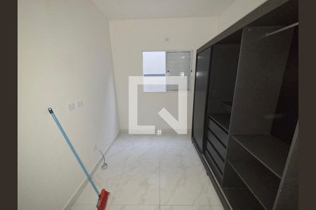 Quarto 1 de casa de condomínio para alugar com 1 quarto, 47m² em Jardim Melvi, Praia Grande