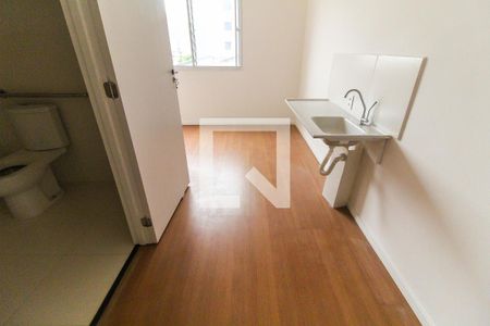 Quarto/Cozinha de kitnet/studio para alugar com 1 quarto, 20m² em Itaquera, São Paulo