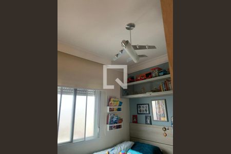 Quarto de apartamento à venda com 3 quartos, 65m² em Azenha, Porto Alegre