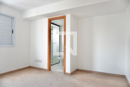Suíte  de apartamento para alugar com 2 quartos, 130m² em Santo Antônio, Belo Horizonte