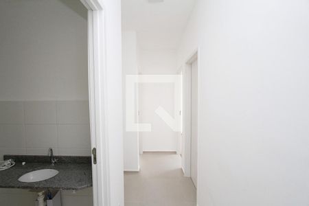 Corredor de apartamento para alugar com 3 quartos, 70m² em Palmeiras, Belo Horizonte
