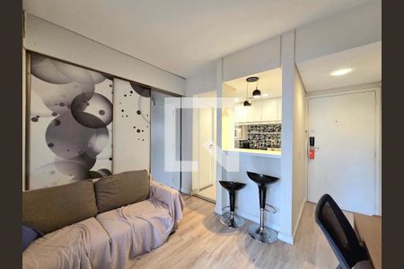 Sala/Cozinha de kitnet/studio para alugar com 1 quarto, 37m² em Indianópolis, São Paulo