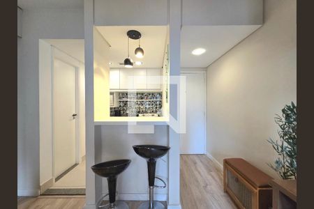 Sala/Cozinha de kitnet/studio para alugar com 1 quarto, 37m² em Indianópolis, São Paulo