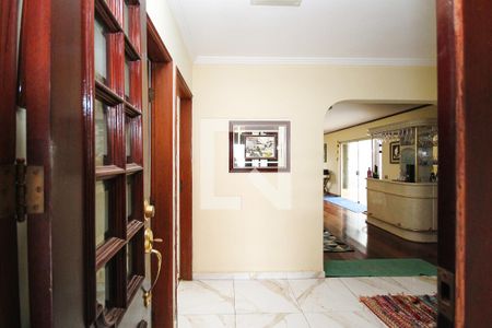 Entrada de casa de condomínio para alugar com 7 quartos, 1500m² em Jardim da Gloria, Cotia
