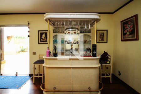 Bar Sala de Estar de casa de condomínio para alugar com 7 quartos, 1500m² em Jardim da Gloria, Cotia