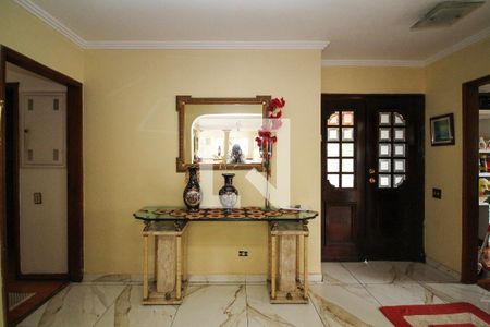 Hall de Entrada de casa de condomínio para alugar com 7 quartos, 1500m² em Jardim da Gloria, Cotia