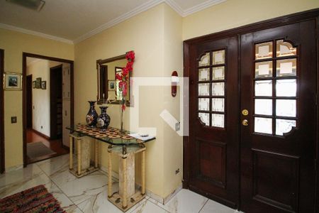 Hall de Entrada de casa de condomínio para alugar com 7 quartos, 1500m² em Jardim da Gloria, Cotia
