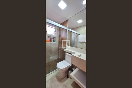 Banheiro da Suíte de apartamento à venda com 3 quartos, 96m² em Vila Scarpelli, Santo André