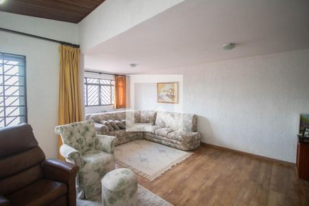 SALA DO PISO SUPERIOR de casa para alugar com 3 quartos, 154m² em Jardim Picolo, São Paulo
