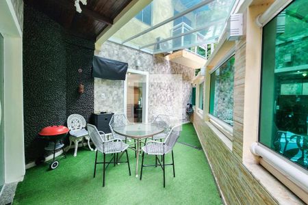 Varanda de casa de condomínio à venda com 7 quartos, 400m² em Vila Isabel, Rio de Janeiro