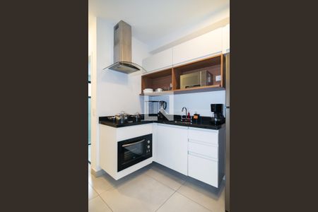Sala / Cozinha de apartamento para alugar com 2 quartos, 44m² em Bela Vista, São Paulo
