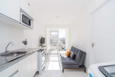 Sala de kitnet/studio para alugar com 1 quarto, 28m² em Vila Tolstoi, São Paulo