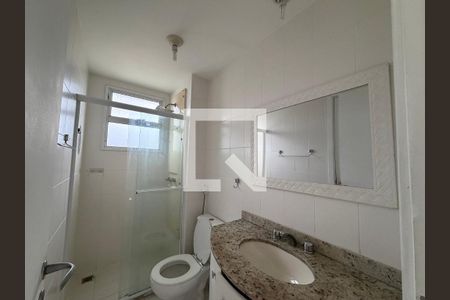 Banheiro da suíte 1 de apartamento à venda com 2 quartos, 77m² em Barra da Tijuca, Rio de Janeiro