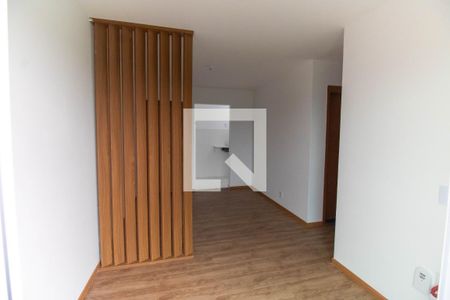 Sala de apartamento para alugar com 3 quartos, 65m² em Maria Paula, São Gonçalo