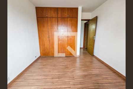 Quarto de apartamento à venda com 3 quartos, 85m² em Santo Amaro, São Paulo
