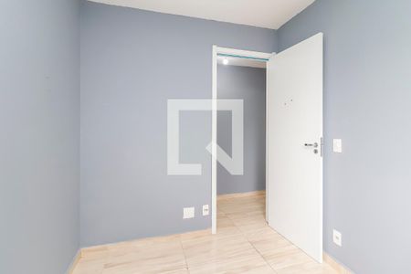 Quarto 1 de apartamento para alugar com 2 quartos, 40m² em Jardim Helian, São Paulo