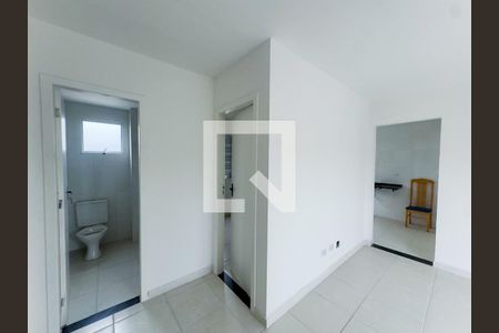 Sala de apartamento para alugar com 2 quartos, 67m² em Jardim Jacy, Guarulhos