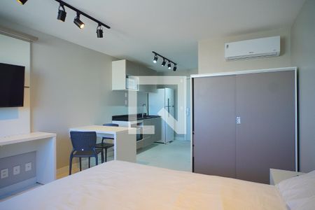 Sala_Quarto  de kitnet/studio para alugar com 1 quarto, 29m² em Cidade Baixa, Porto Alegre