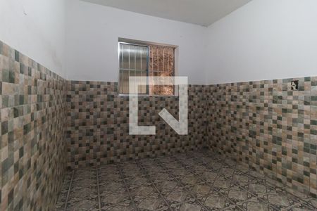 Quarto de casa para alugar com 1 quarto, 38m² em Vila Pereta, Poá