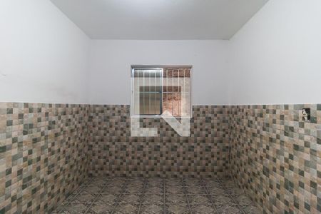 Quarto de casa para alugar com 1 quarto, 38m² em Vila Pereta, Poá