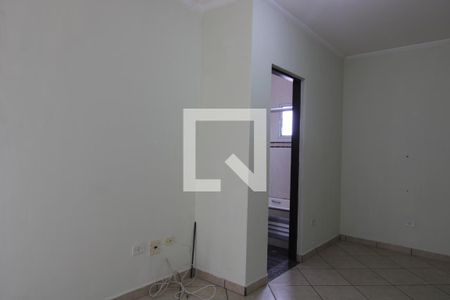 Suite de casa para alugar com 3 quartos, 90m² em Vila Uniao (zona Leste), São Paulo