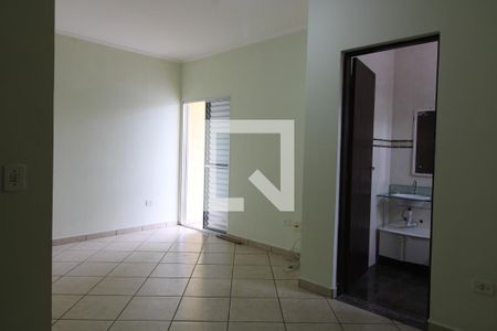 Suite de casa para alugar com 3 quartos, 90m² em Vila Uniao (zona Leste), São Paulo