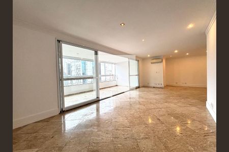 Sala de apartamento para alugar com 3 quartos, 146m² em Itaim Bibi, São Paulo