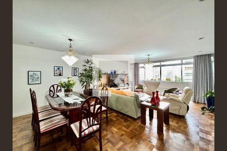 Sala de apartamento à venda com 3 quartos, 152m² em Paraíso, São Paulo