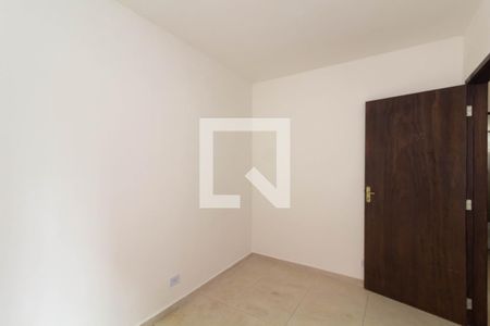Quarto 2 de apartamento para alugar com 2 quartos, 39m² em Vila Minerva, São Paulo
