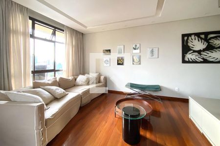 Sala de apartamento para alugar com 3 quartos, 115m² em Carmo, Belo Horizonte
