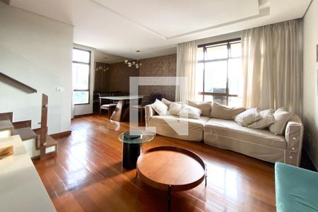 Sala de apartamento para alugar com 3 quartos, 115m² em Carmo, Belo Horizonte