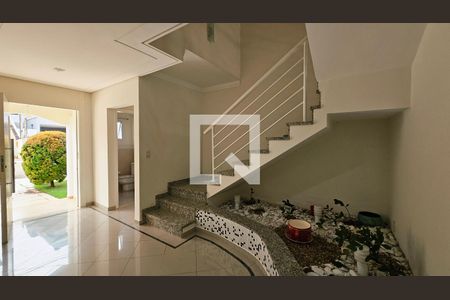 Casa de Condomínio à venda com 3 quartos, 335m² em Jardim Samambaia, Jundiaí