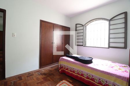 Quarto 1 de casa para alugar com 3 quartos, 300m² em Brasil, Uberlândia