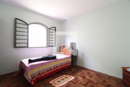Quarto 1 de casa para alugar com 3 quartos, 300m² em Brasil, Uberlândia