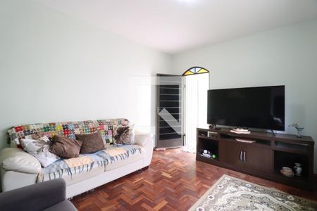 Sala de casa para alugar com 3 quartos, 300m² em Brasil, Uberlândia