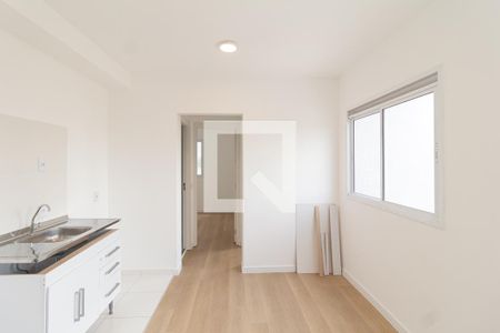 Sala/Cozinha de apartamento para alugar com 2 quartos, 36m² em Jaguaribe, Osasco