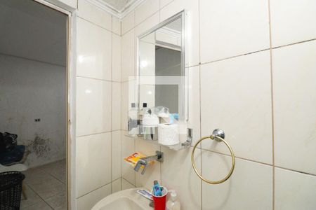 Banheiro 2 de casa à venda com 2 quartos, 185m² em Parque Casa de Pedra, São Paulo