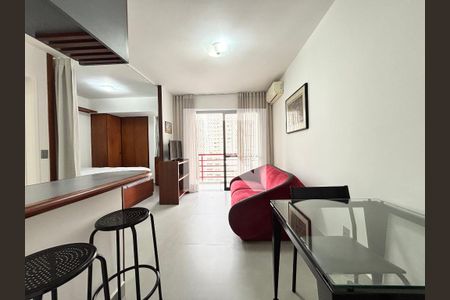 Sala de apartamento para alugar com 1 quarto, 32m² em Moema, São Paulo