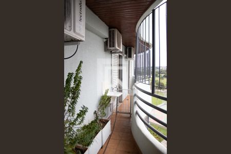 Apartamento à venda com 4 quartos, 243m² em Setor Goiânia 2, Goiânia